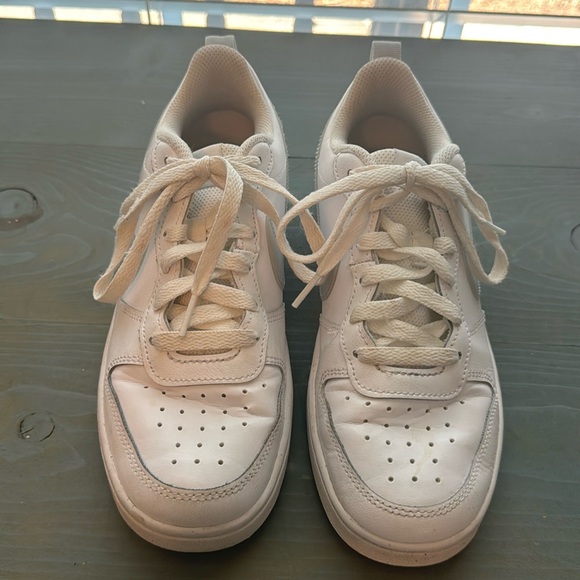 Nike Air Force - Picture 1 of 5